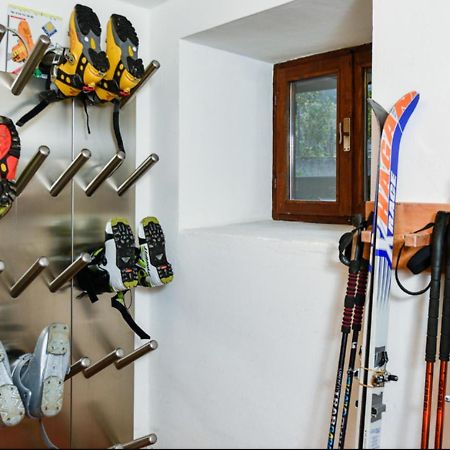 Ciasa Lino Aloch Pozza di Fassa Exterior foto
