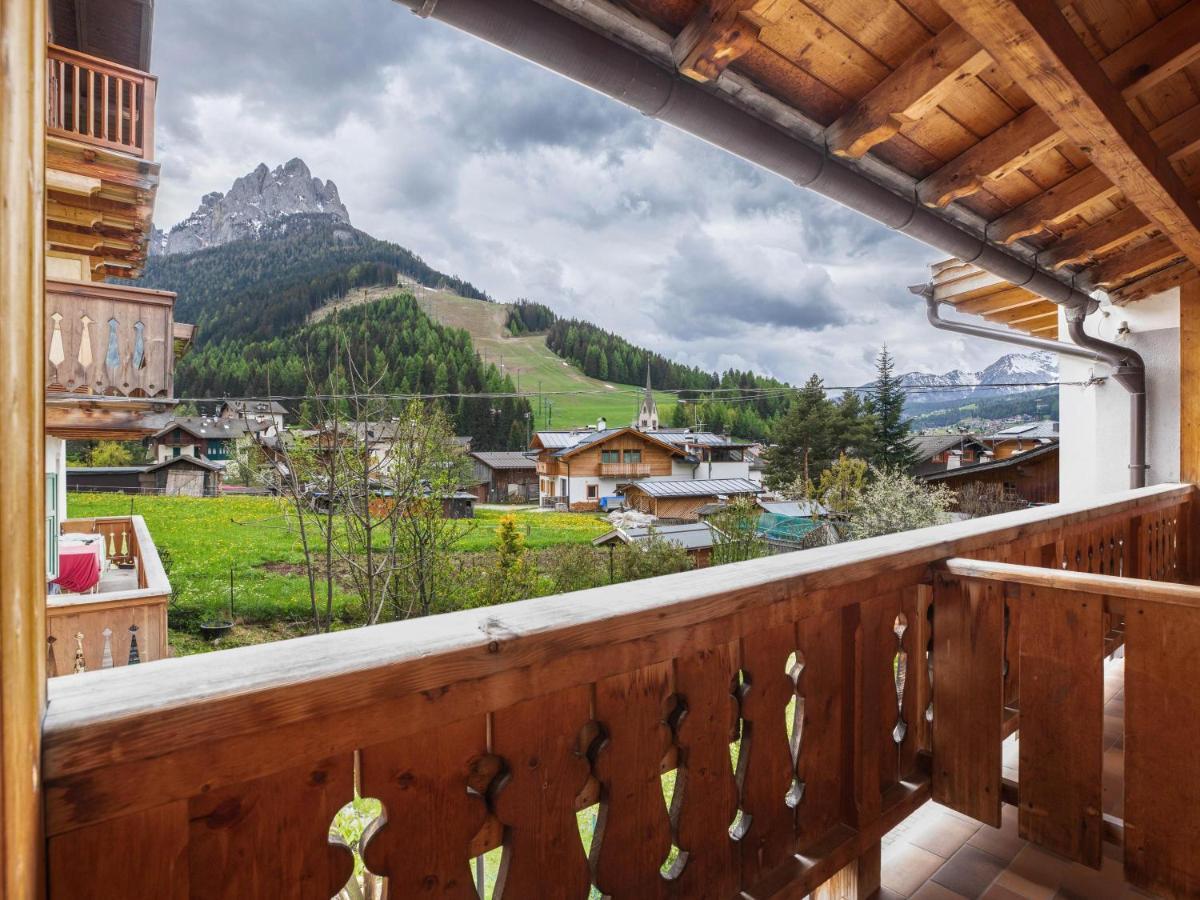 Ciasa Lino Aloch Pozza di Fassa Exterior foto