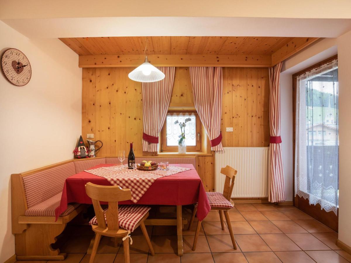 Ciasa Lino Aloch Pozza di Fassa Exterior foto